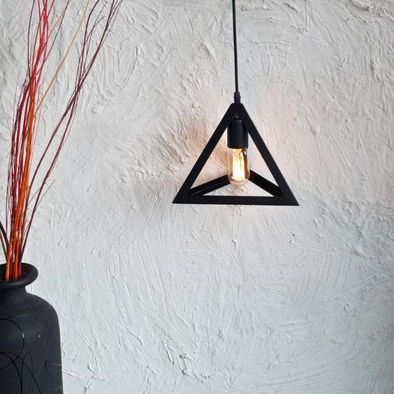 1 مصباح سقف معلق بتصميم مثلثي معدني عتيق ( صناعة يدوي )